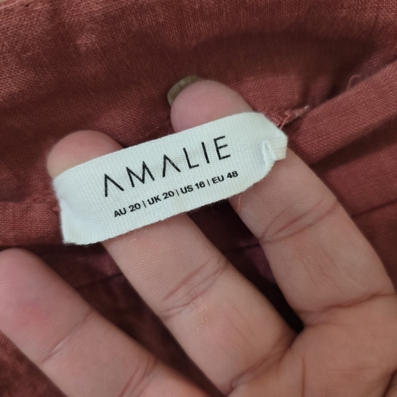 Amalie The Label Cleide Linen Midi Skirt in Dusty Clay 16 Side Slit - Picture 8 of 9